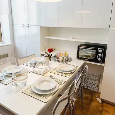 Roomy Apartman *